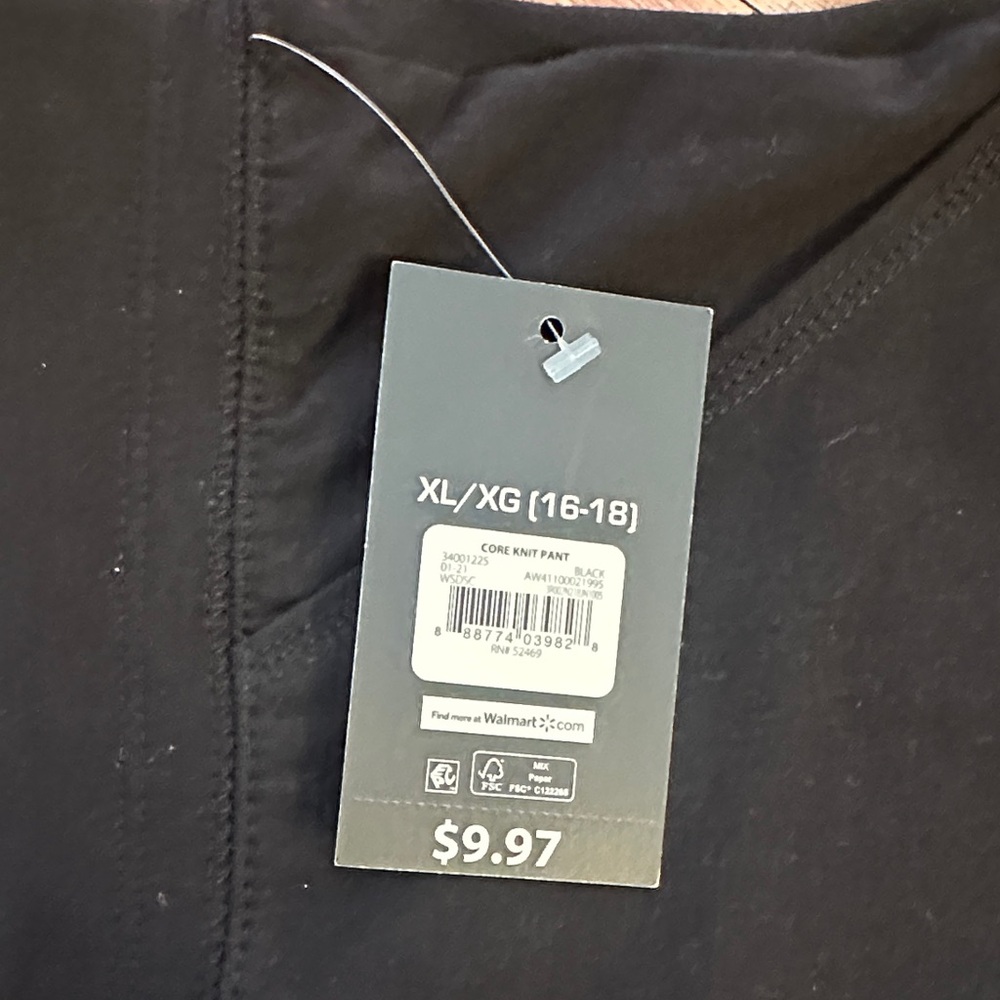 Athletic Works Women’s Black Joggers - Picture 4 of 5